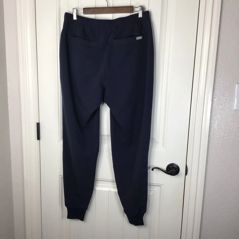 Figs Tansen Jogger Scrub Pants Size Medium.